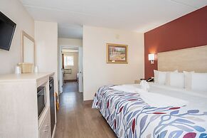 Red Roof Inn & Suites Pigeon Forge - Parkway