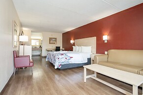 Red Roof Inn & Suites Pigeon Forge - Parkway