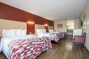 Red Roof Inn & Suites Pigeon Forge - Parkway