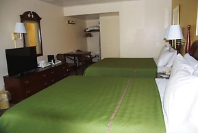 Travelodge by Wyndham Chambersburg