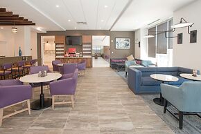 Hyatt Place Cincinnati / Sharonville Convention Center