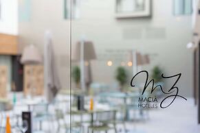 Hotel Macia Sevilla Kubb