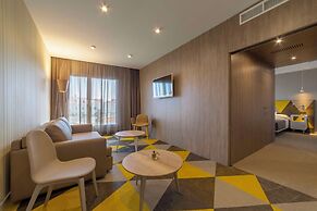 Hotel Macia Sevilla Kubb