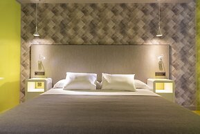 Hotel Macia Sevilla Kubb