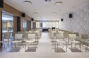 Hotel Macia Sevilla Kubb