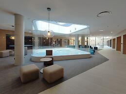 Hotel Macia Sevilla Kubb