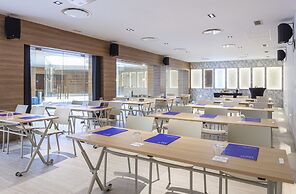 Hotel Macia Sevilla Kubb