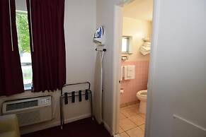 Knights Inn Oswego