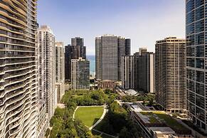 Fairmont Chicago at Millennium Park