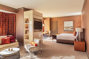 Fairmont Chicago at Millennium Park