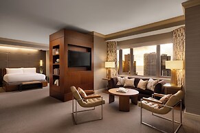 Fairmont Chicago at Millennium Park