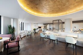 Fairmont Chicago at Millennium Park