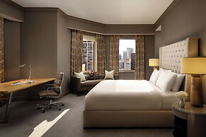 Fairmont Chicago at Millennium Park