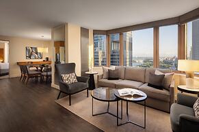 Fairmont Chicago at Millennium Park