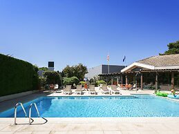 ibis Avignon Sud