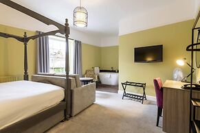 The Wisteria Hotel