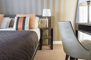 Hotel Eiffel Kennedy