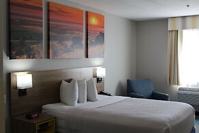 Days Inn by Wyndham Colby