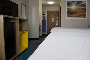Days Inn by Wyndham Colby
