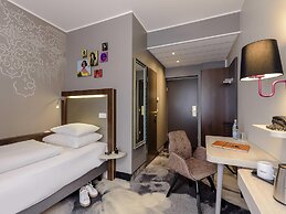Mercure Hotel Muenchen am Olympiapark
