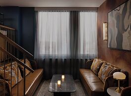 Kimpton Theta New York - Times Square by IHG