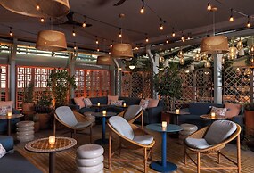 Kimpton Theta New York - Times Square by IHG