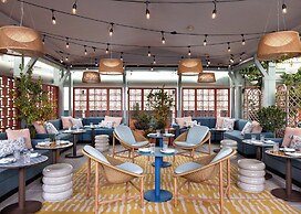 Kimpton Theta New York - Times Square by IHG