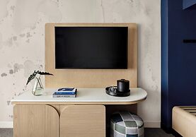 Kimpton Theta New York - Times Square by IHG