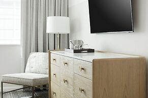 Kimpton Surfcomber Hotel by IHG