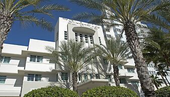 Kimpton Surfcomber Hotel by IHG