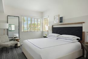 Kimpton Surfcomber Hotel by IHG