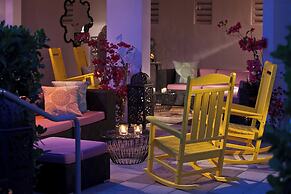 Kimpton Surfcomber Hotel by IHG