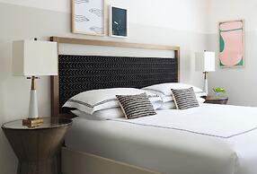 Kimpton Surfcomber Hotel by IHG