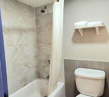 Days Inn by Wyndham Houston