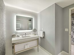 The Royal Sonesta Minneapolis Downtown