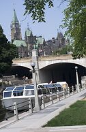 Les Suites Hotel Ottawa