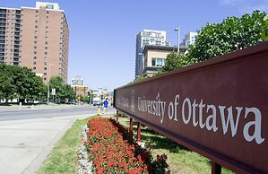 Les Suites Hotel Ottawa