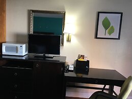 Days Inn by Wyndham Thomson