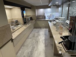 SureStay Plus by Best Western Mobile I-65