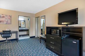 Quality Inn & Suites Brooksville I-75/Dade City