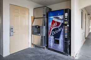 Red Roof Inn Houston North - FM 1960 & I-45