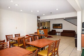 Knights Inn Gallup at 3208 W Hwy 66
