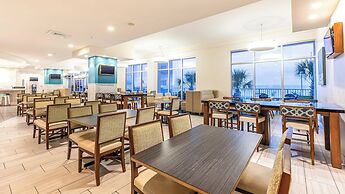 Holiday Inn Express & Suites Panama City Beach - Beachfront by IHG