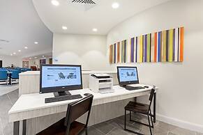 Holiday Inn Express & Suites Panama City Beach - Beachfront by IHG