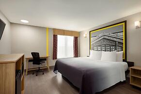 Super 8 by Wyndham Meadowlands