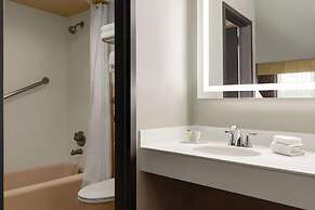 Super 8 by Wyndham Meadowlands