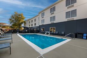 Fairfield Inn and Suites By Marriott Chesapeake