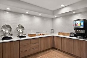 Fairfield Inn and Suites By Marriott Chesapeake