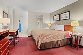 Marina Inn & Suites Chalmette - New Orleans