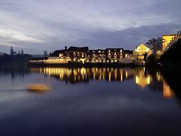 Macdonald Compleat Angler